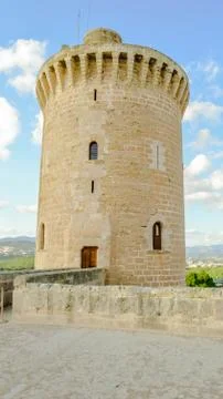 A tower at the edge of the earth Stockfoto's
