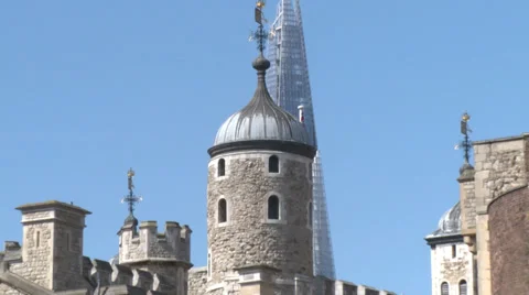 Tower of London East  Pull to WS Stock Footage 36557160