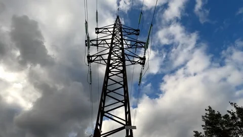 Tower with lots of electrical wires. Video stock 252502852