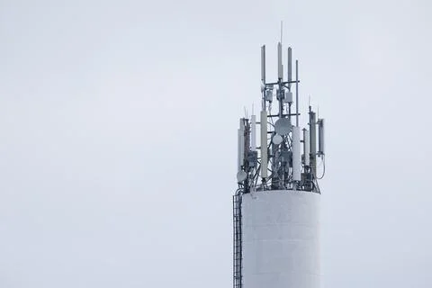 Tower of mobile operators 4G, communication station Foto stock