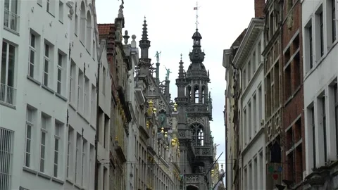 Tower of the Museum of the City of Brussels. 스톡 동영상 145287111