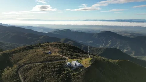 Tower over the mountains 库存影片 297899107