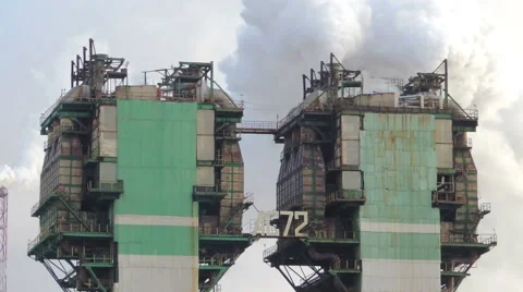 Tower pipe plant, air pollution Video stock 45587954