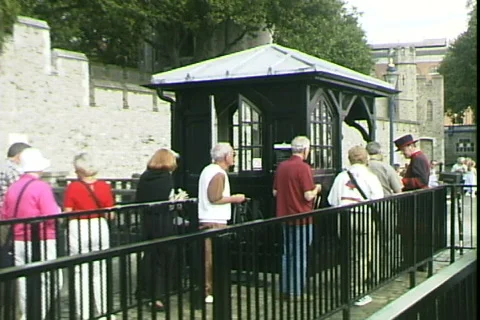 Tower Tourists Stock-Footage 820798