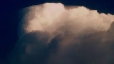 Towering Cumulus Cloud Formation Against Deep Blue Sky 스톡 동영상 341842077
