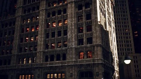 A towering skyscraper with a multitude of windows in New York City Ilustración de archivo