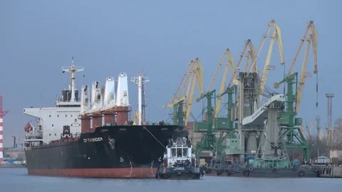 Towing of the ship Stock Footage 81677921