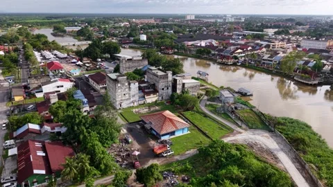 Town with a river running through it Видео 318267214