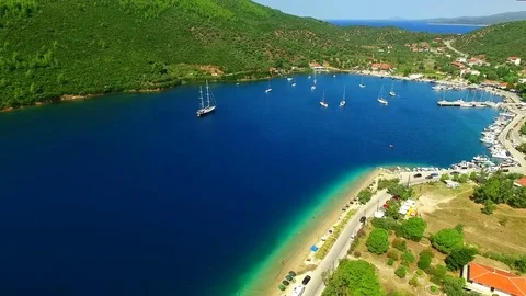 Town on the sea coast Video stock 81068301