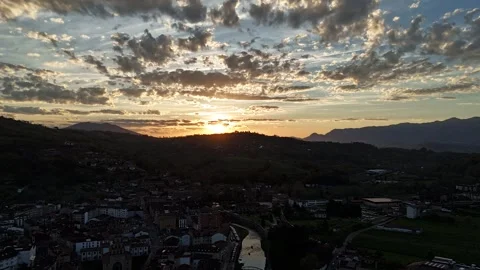 Town Sunset Hyperlapse Northern Spain 4K 動画素材 335661519