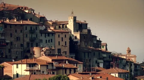 A town in the Tuscany countryside Stock Footage 59644155