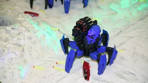 Toy robots on the radio control Vídeo Stock 71709392
