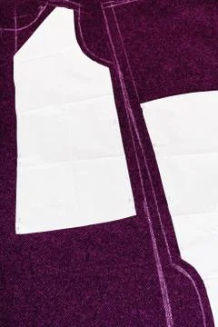 Tracing paper forms of dress pattern cutting Foto stock