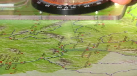 Tracing a route with compass Video stock 60043350