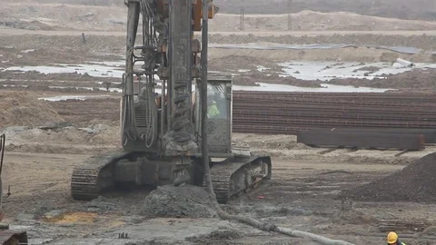 Tracked drilling rig 스톡 동영상 72279617