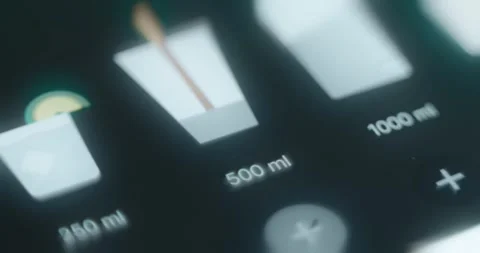 Tracking the amount of water consumed in app Video stock 314879473