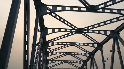 Tracking camera on to Bangkok Bridge with low angle shot. 스톡 동영상 106321971