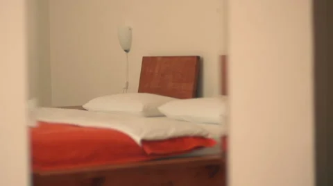 Tracking reveal of an empty hotel bedroom Stock Footage 40105415