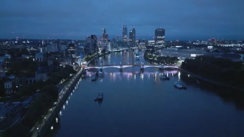 Tracking The River Thames Stock Footage 287492618