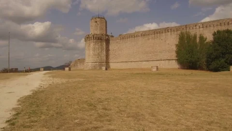 Tracking shot Rocca Maggiore, Assisi Video stock 82123360