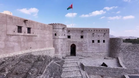 A tracking shot of Samail Fort in Al Dakhiliyah Governorate Stock Footage 338238543