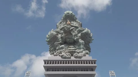 Tracking shot of statue in Bali 2 스톡 동영상 138592425