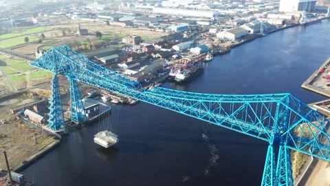 Tracking Shot of Tees Transporter Bridge, Middlesbrough 库存影片 132122541