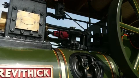 Traction engine 3 動画素材 144122937