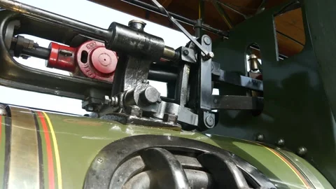Traction engine 4 動画素材 144122915