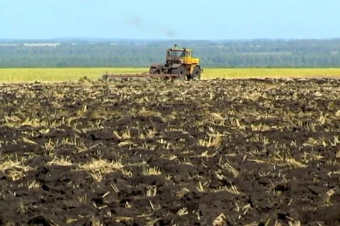 Tractor 3  Stock Footage 380011