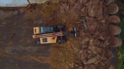 Tractor in agriculture, tractor workflow Stock-Footage 347151983