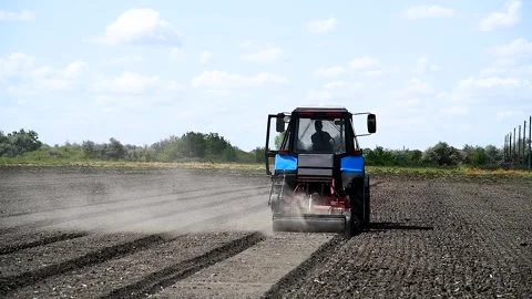 Tractor breaks up the beds Stock Footage 271027515