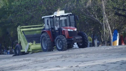 Tractor Cleaning the Beaches Bali Video stock 119904304