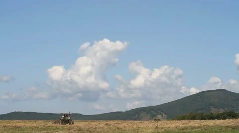 Tractor on the field Stock Footage 54713088
