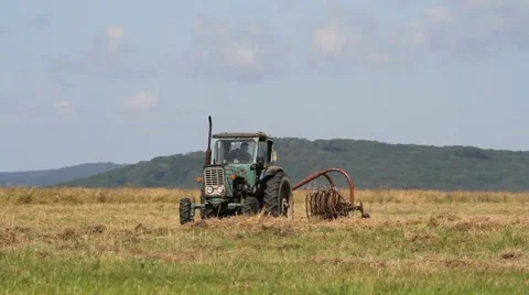 Tractor on the field Stock Footage 54713111