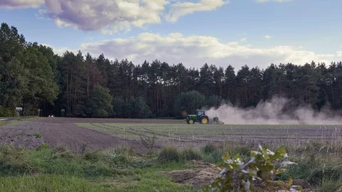 Tractor in the field 스톡 동영상 95727657