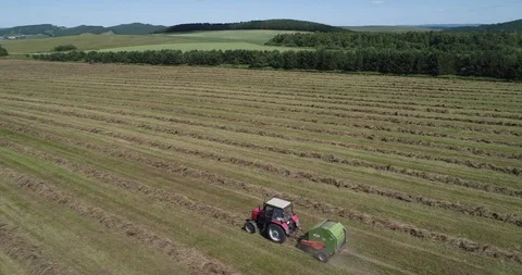 TRACTOR IN THE FIELD Stock Footage 102285859