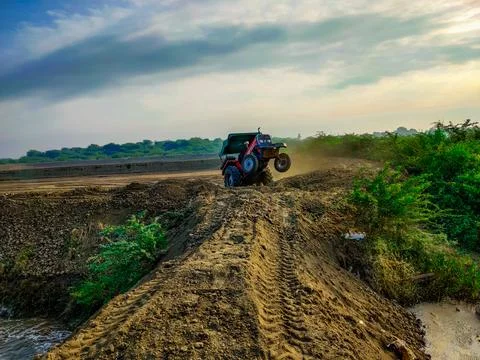 Tractor In The Field. Foto stock