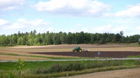Tractor Stock Footage 282726241
