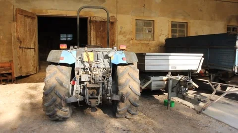 Tractor in a old farm 스톡 동영상 67621702