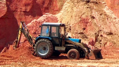 Tractor in a sand quarry Stock Footage 91913534