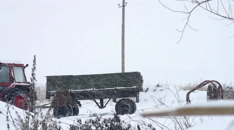 Tractor-trailer in the winter Stock Footage 58906997