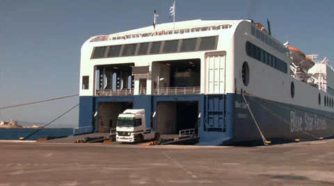A tractor unit (a semitractor) leaving a ferry at the quay 動画素材 37337800