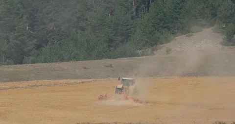 Tractor  in wheat field Stock Footage 121083868