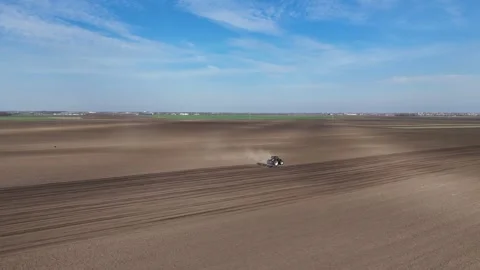 Tractor Working on Field from Above – Video stock 303764611