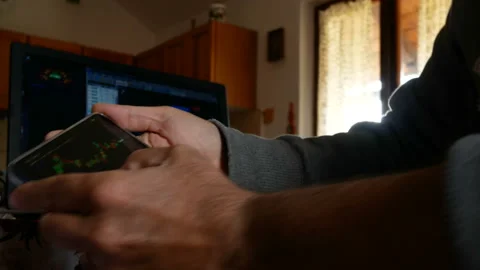 Trader Is Looking At Financial Charts On The Computer Monitor. Bitcoin, Crypt Vídeos de archivo 159792501