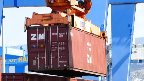 Trading container port activity 4k intro outro for business  Video stock 92143569