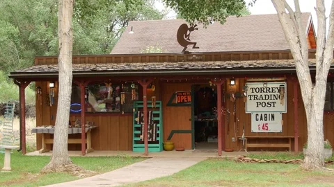 Trading post 1 Vídeos de archivo 72994330