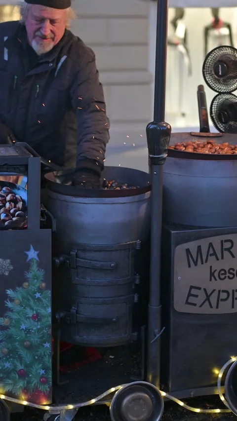 The tradition of chestnuts on the fire Stock Footage 301338182