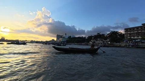 Traditional boot ride in Burigonga Old Dhaka  Boatman on Buriganga River Stock-Footage 342366228